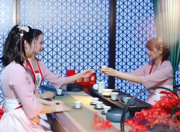 成都龙泉驿高端私人会所艺师风采（一）